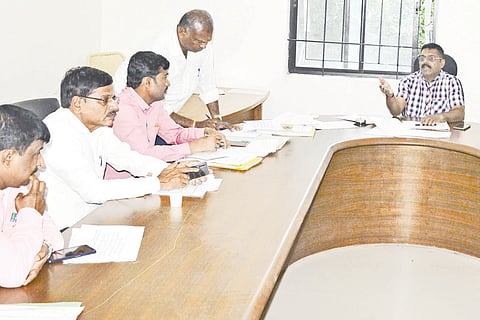 Meeting (1)