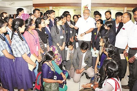 Suresh kumar Phone inn (6)
