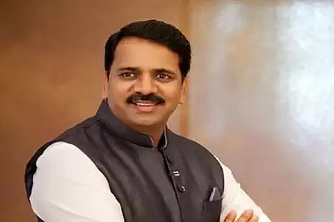 mla