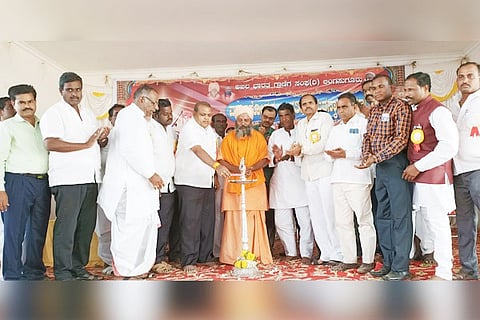 01032020 Lingasuguru Ganiga samudaya Anniversary