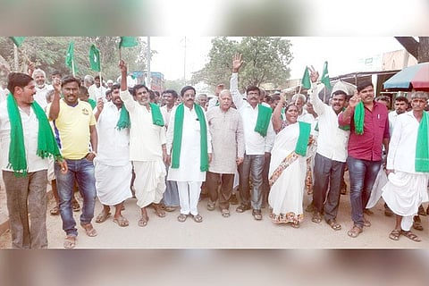 03032020 Kustagi Formars Protest
