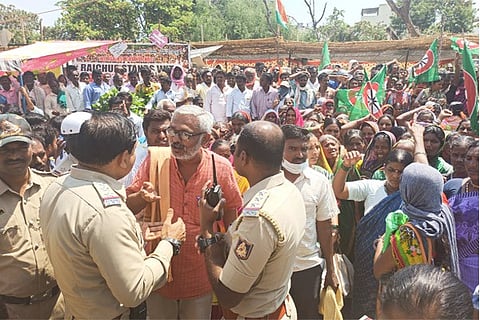 16032020 Raichur NAREGA workers protest