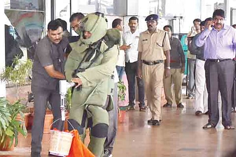 H17 Hubli blast