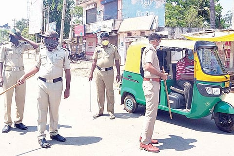 Hadagali Police Bike Seize