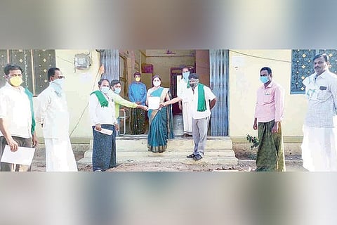 Kampli Raitha Sangha Appeal to Tahasildar