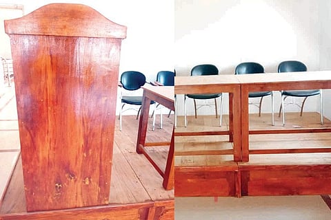 Kotturu Tahasildar Office British period Wooden stuff Material