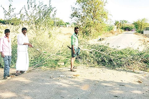 Kudligi Taluku Belekere Road band