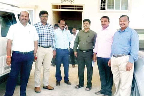 Lingasuguru Karadakal Corona Splecial Hospital