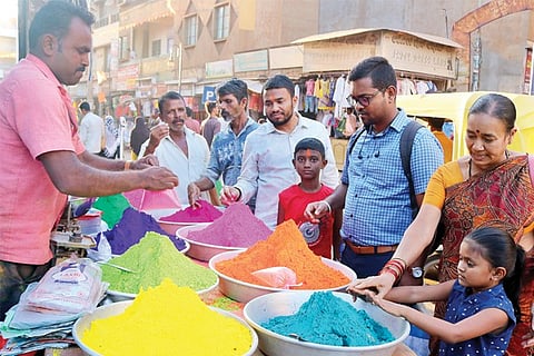 h12-Holi 1