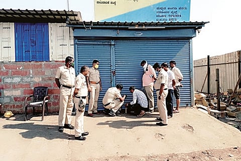 11athani_aparak_01-Web