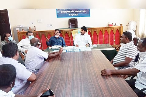 13042020 Sindhanoor Tashildar Meeting