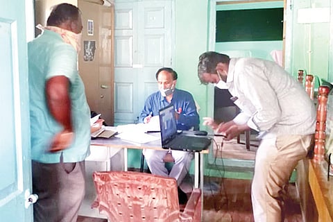 180420 Food Dept. Joint Director Visit Kurugodu Ration Shop
