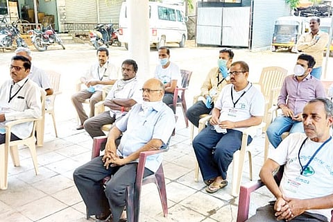 240420 Gangavati Drug Traders Meeting