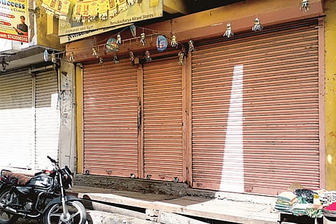 24Raibag1 Spl News photo-Web