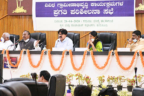 28Tmk_Eshwarappa_Meeting (1)