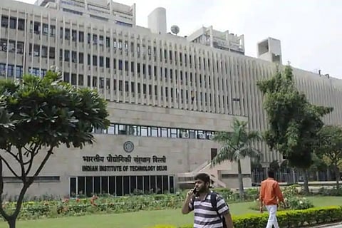Delhi IIT 26 april 20