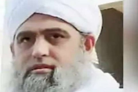 Moulana (1)