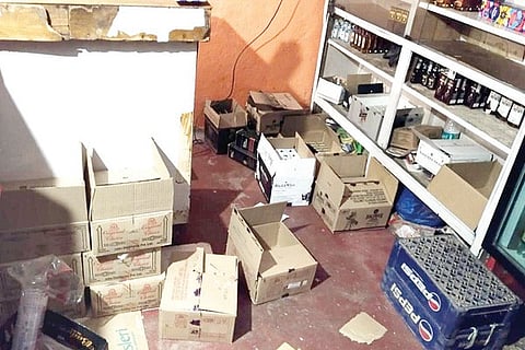 Raichur Liquor Shop Thieft