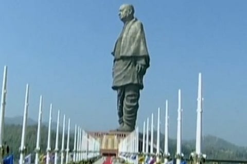 Statue