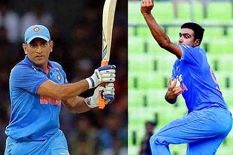 dhoni1