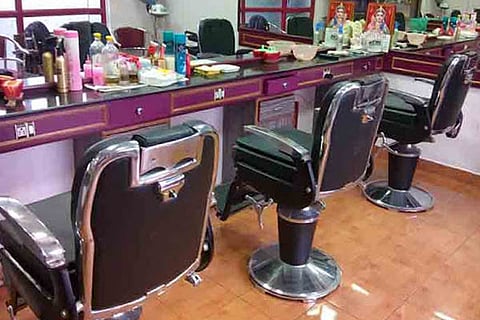 saloon new