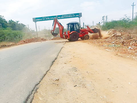 12TMK_Sira_PHOTO_ROAD