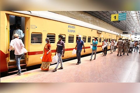17052020 Bellary to UP Shrami train