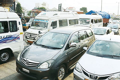 23 Nela ph 02 Traffic Jam