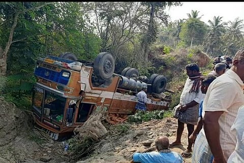 Accident Arakalagudu 5 MAY 20