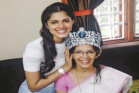 Asha Bhatt