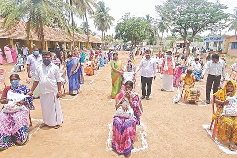 Davanagere honnali, bannikod, food kit, delivery,