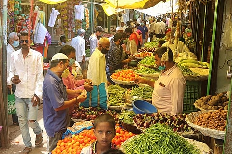 HBL23-Market 2 new