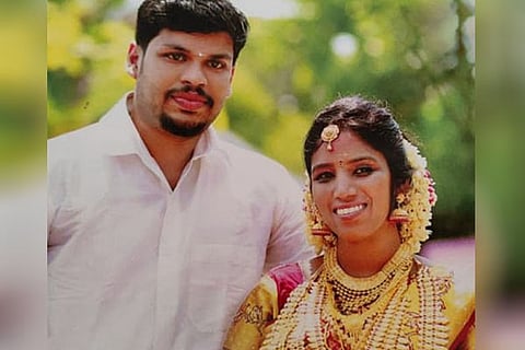 Kerala Snake Bite Death