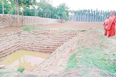 16Tmk_Mutt_Jalakranti_01