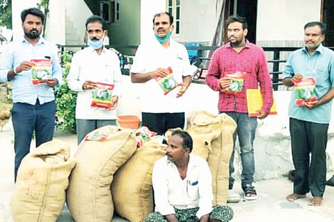 Chickalaparvi Camp Illigal Cotton Seeds Sales