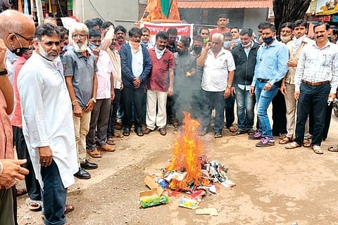 19 Jaggu 4-Web