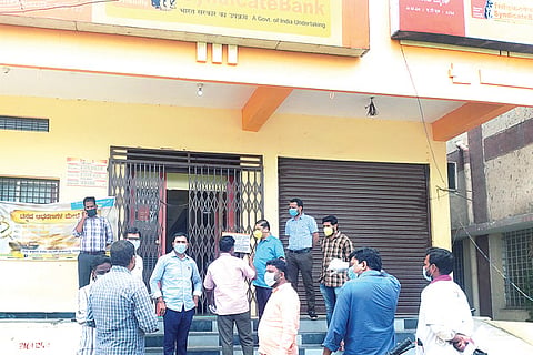 Siriguppa Syndicate Bank Employee Corona