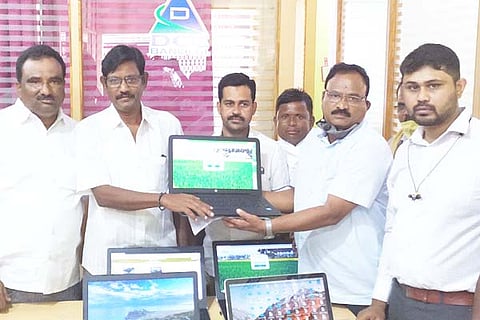 29 bgp dcc bank news photo