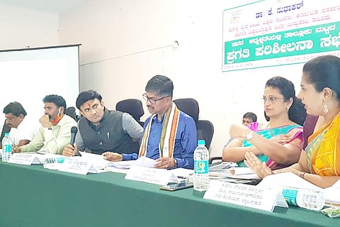 6cmy10