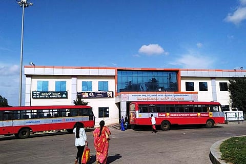 HUN-JUNE-8-1(HUNSUR BUS STAND AFTER UNLOOCK 1)