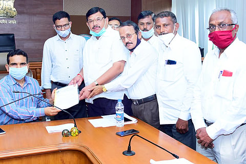 100720 Koppal Govt Employess Appeal