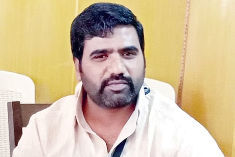 K Shivanagouda Nayak 6x4