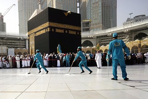Mecca_Grand_Mosque cleaning