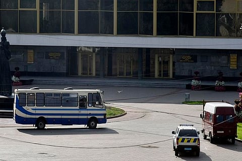 Ukraine hostage-taker surrenders, bus passengers unharmed