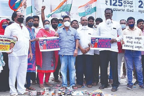 dvg congres protest july 11