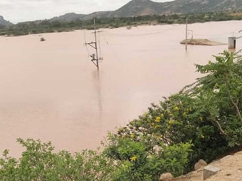 molakalmuru, Gundlur, Lake, Development