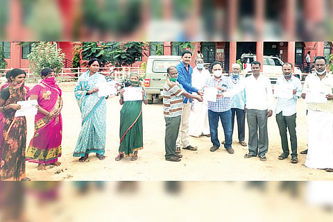130820 Sindhanuru Organations Apeal for Loan Cancel