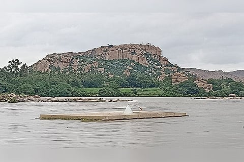 18082020 Hospet Hampi Purandara Mantapa