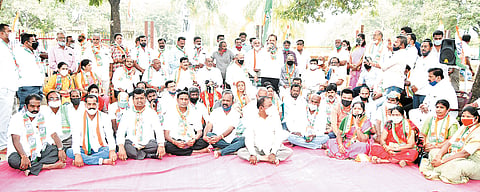 20_08_Mdy_Cong Protest