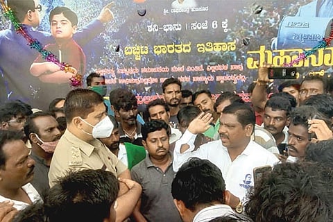 30KOKATANUR1-Web